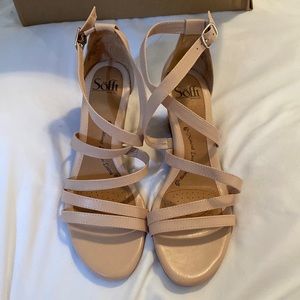 Sofft Strappy Wedges